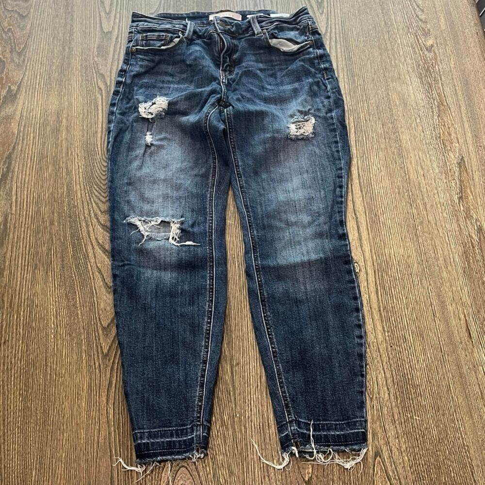 Eunina Kitty Low Rise Skinny Crop Jeans Distressed Denim Medium Wash Blue Sz 28